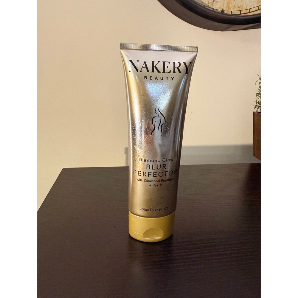 NAKERY Diamond Glow Blur Perfector